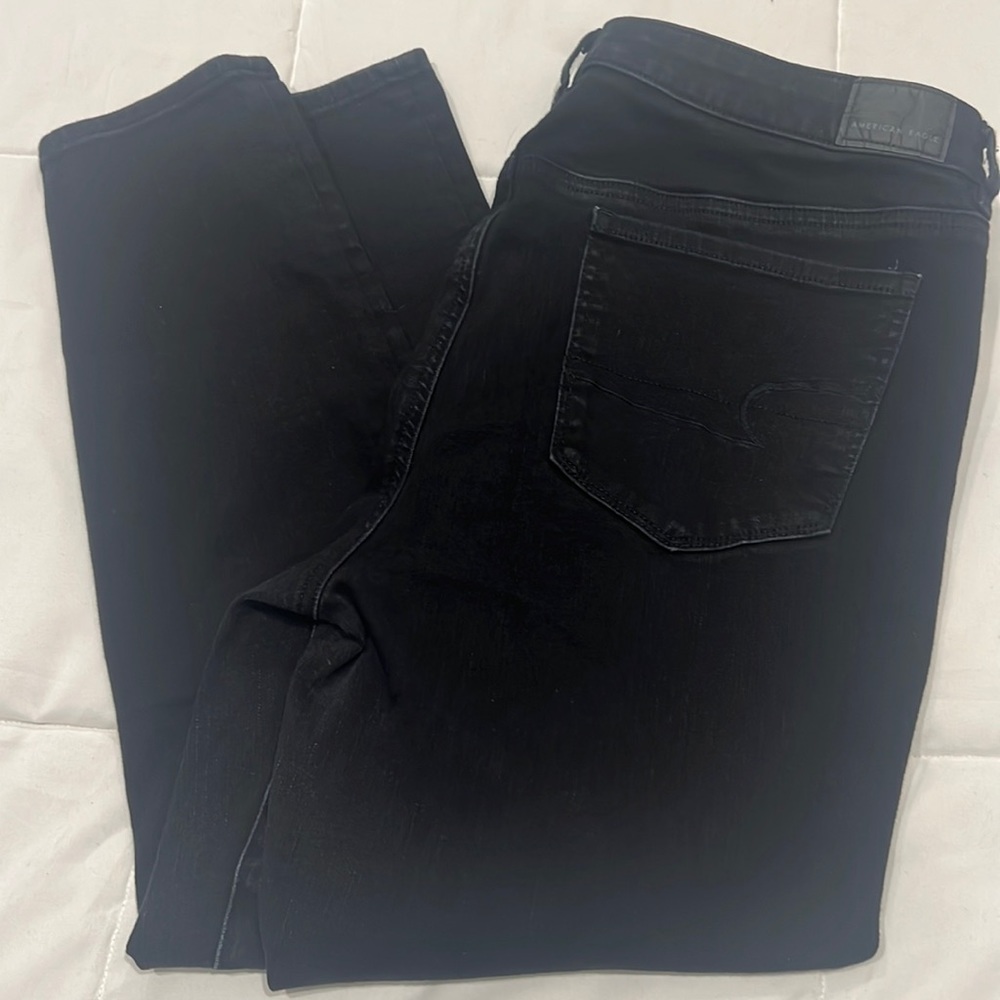 American eagle next level stretch size 16 short